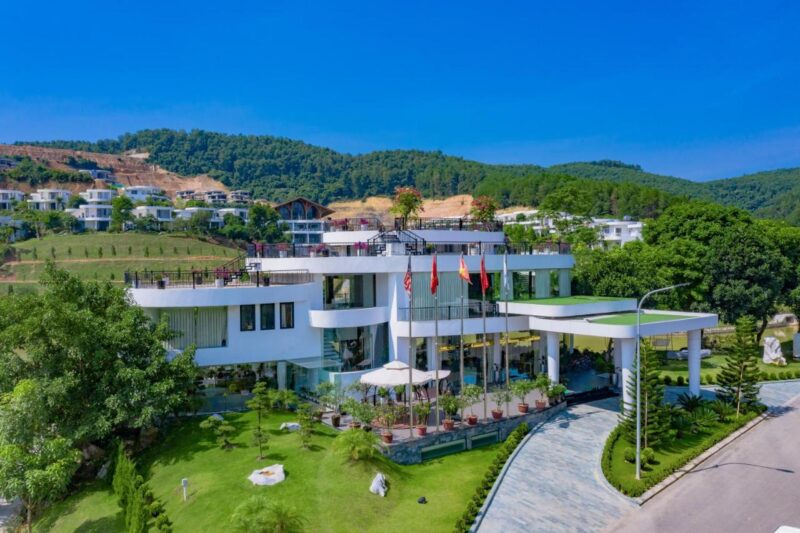 Ivory-Villas-Resort-Hoa-Binh